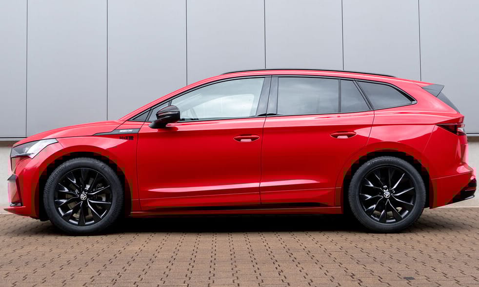Még sportosabb lett a legerősebb Skoda villanyautó