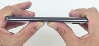 Mit tippel? Hajlítható a Galaxy S6 edge?
