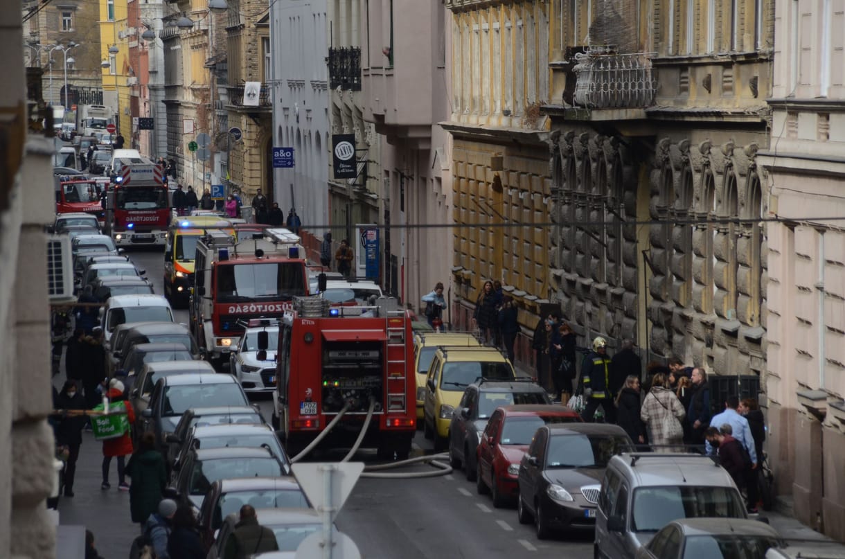 Lakástűzben halt meg egy ember a VII. kerületben