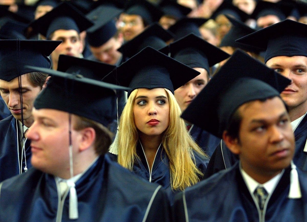 Tényleg semmire nem megyünk a diplomával?