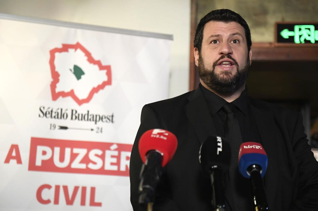 Felszámolják a sétálóutcát Puzsér kávézójánál, hétfőtől újra járnak ott az autók