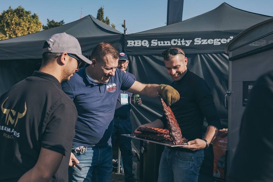 Tarolnak a magyar BBQ-csapatok a külföldi versenyeken