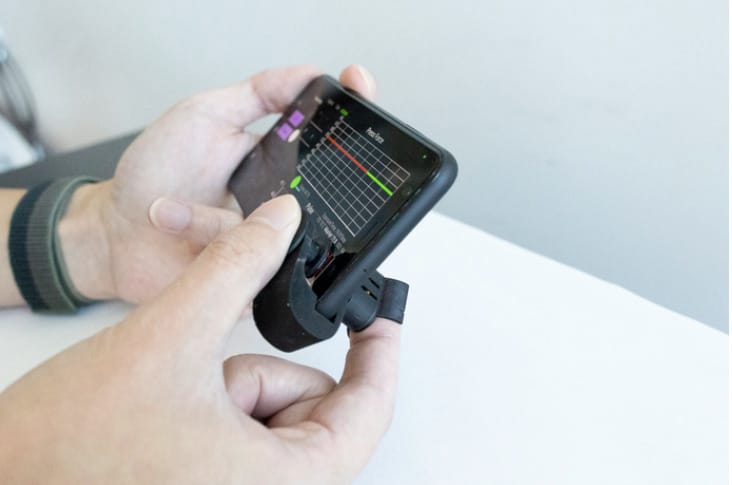 Feltalálták a 270 forintért megbízható vérnyomásmérőt