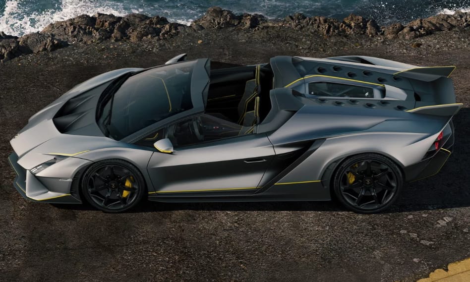 Élet a halál után: stílusosan búcsúzik a Lamborghini utolsó őszinte V12-ese