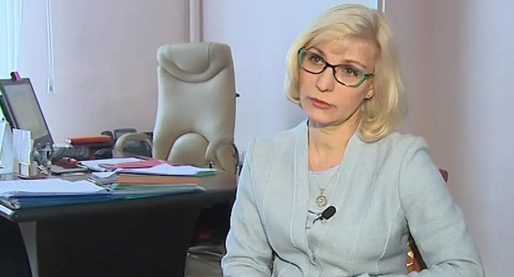 Kizuhant az ablakon egy, a háború finanszírozásában fontos szerepet betöltő orosz tisztviselő