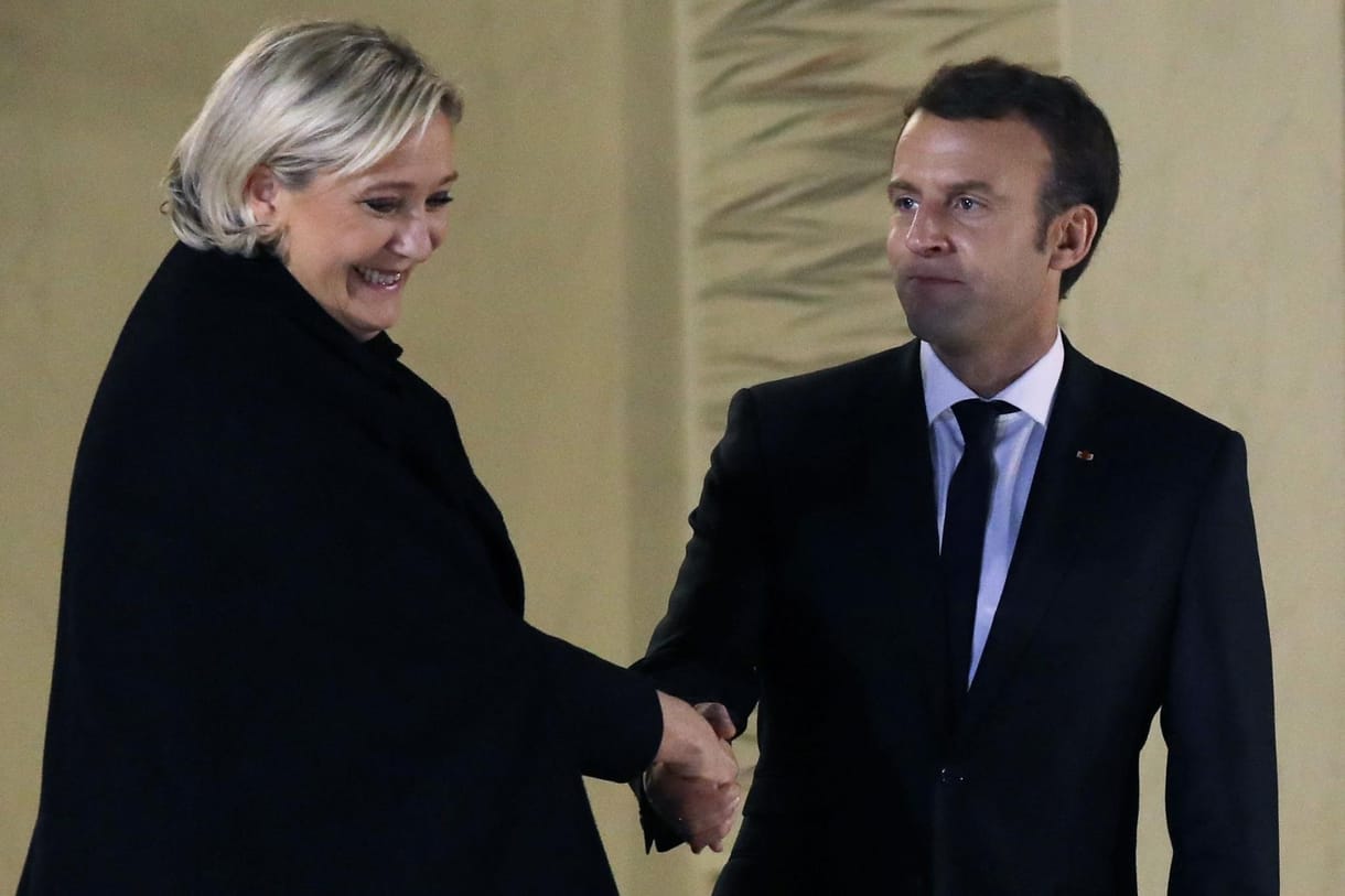 A szélsőbal lehet a királycsináló Macron és Le Pen összecsapásában 