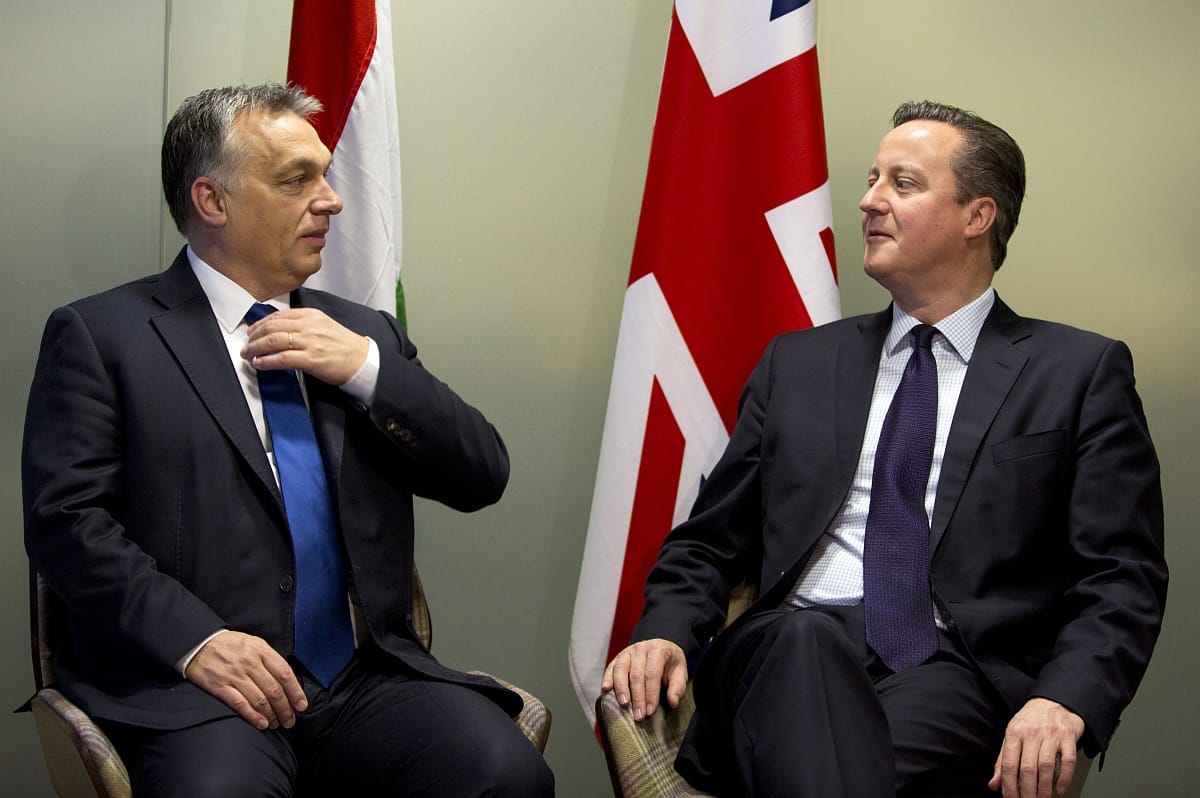 Budapestre jön a héten David Cameron