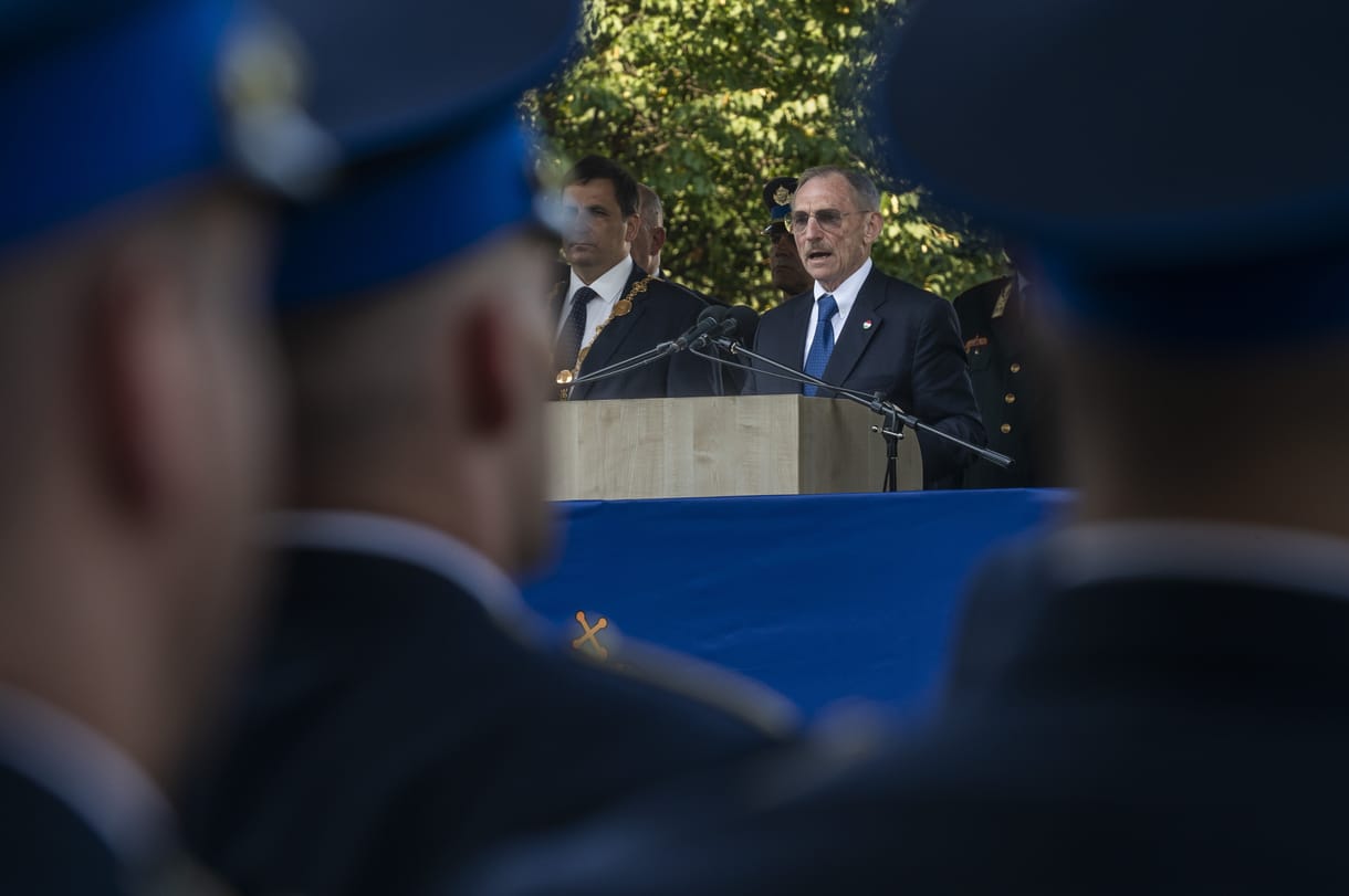 Pintér Sándor szerint a magyar közbiztonság kiemelkedő, a rendvédelmi dolgozókat pedig megbecsüli a társadalom