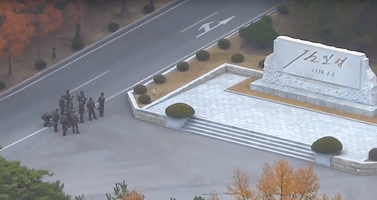 Drámai videón az észak-koreai katona szökése