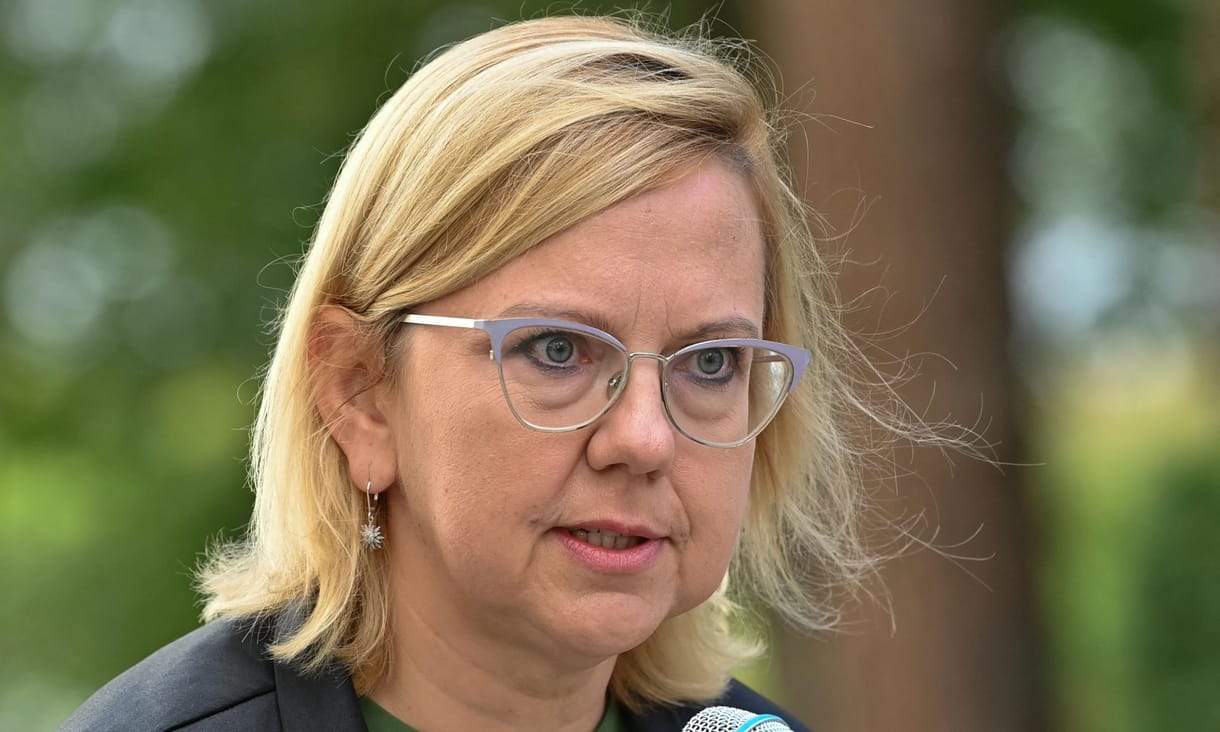 Lengyelország ellenzi az energetikai cégek extraprofitjának uniós megadóztatását