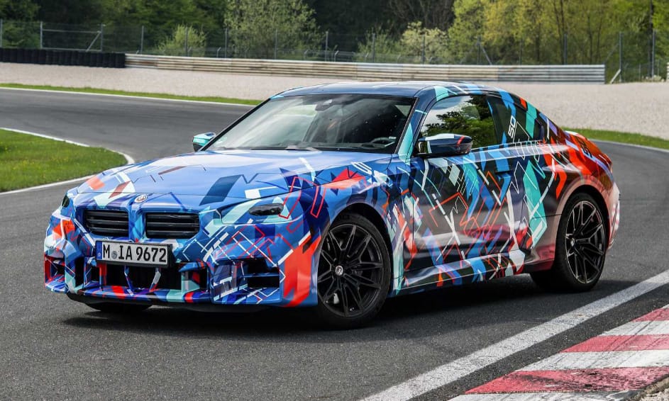 Így száguld 290 felett az autópályán a még be sem mutatott BMW M2 – videó