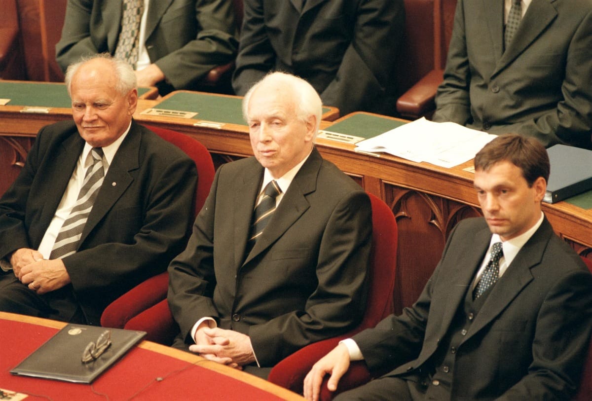 Amikor Orbánnak még náci jelkép volt az árpádsáv