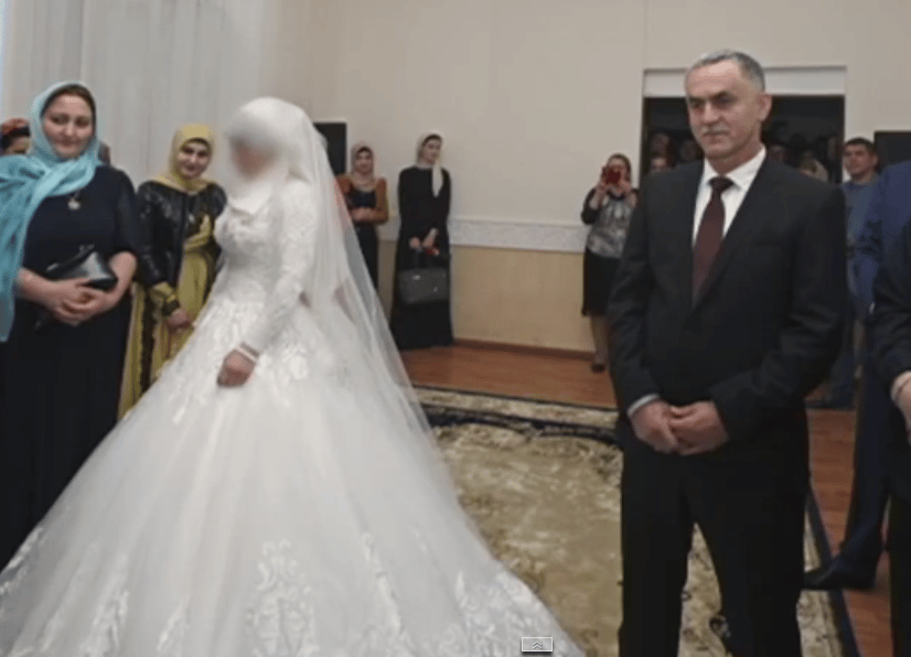 Botrányos esküvőn vett el egy iskoláslányt egy csecsen belügyi parancsnok