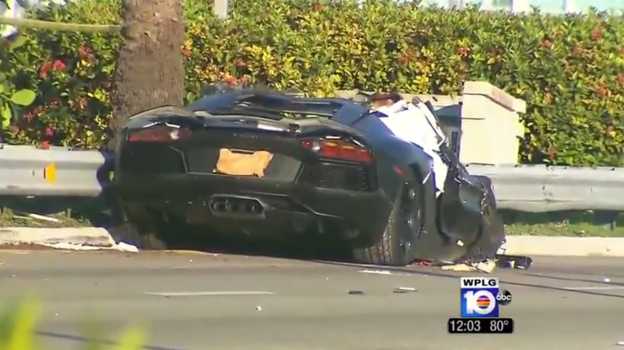 Így kell kukára törni egy Lamborghini Aventadort - fotók