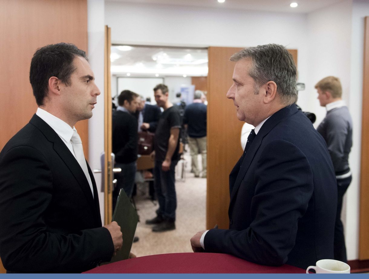 Álruhás fideszes aktivisták próbálták meghekkelni a Jobbik fórumát?