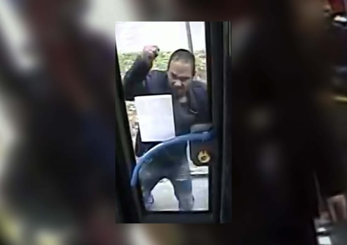 BKV-buszon őrjöngő utast keresnek a kőbányai rendőrök