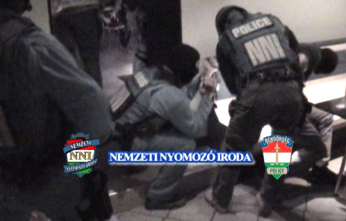 Miért csip-csup ügyekkel foglalkozik a magyar FBI?