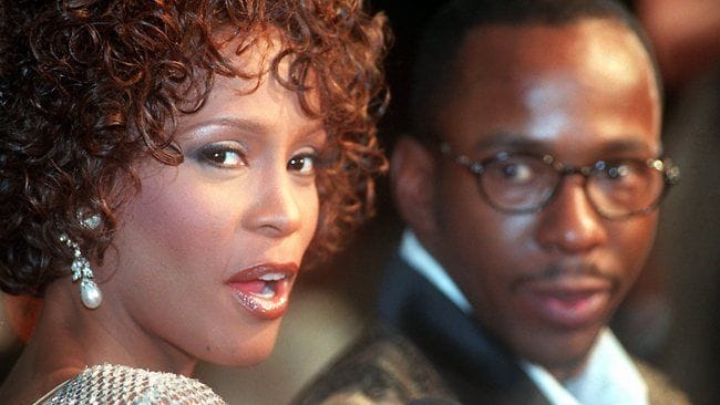 Itt voltak Whitney Houston drogtanyái