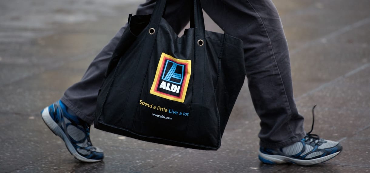 Leszámol az ingyen zöldséges műanyag zacskókkal is az Aldi