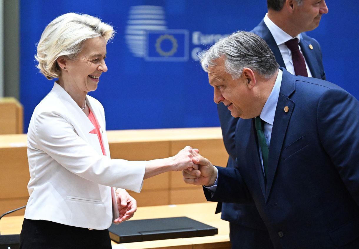 Ursula von der Leyen őszre halasztja a szokásos elnökségi látogatását Budapestre