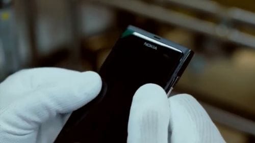 Nézzük, hogyan is készül a Nokia N9 (videó)