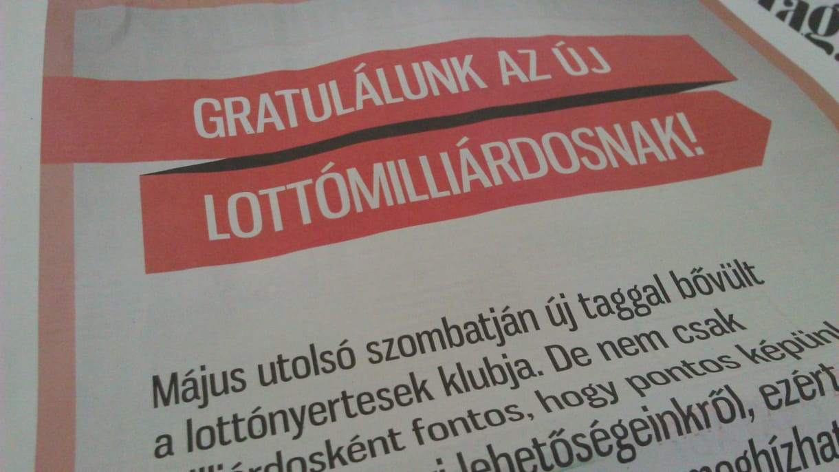 Hirdetésben gratulált a lottónyertesnek egy magyar bank – fotó