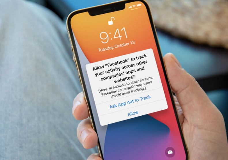 Kiderült, hogy hiába tiltja le az iPhone-ján a követést, sok app akkor is figyelni fogja