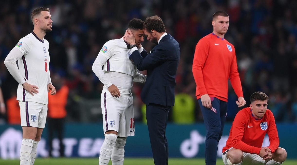 Vállalta a felelősséget Gareth Southgate: Én választottam a tizenegyesrúgókat