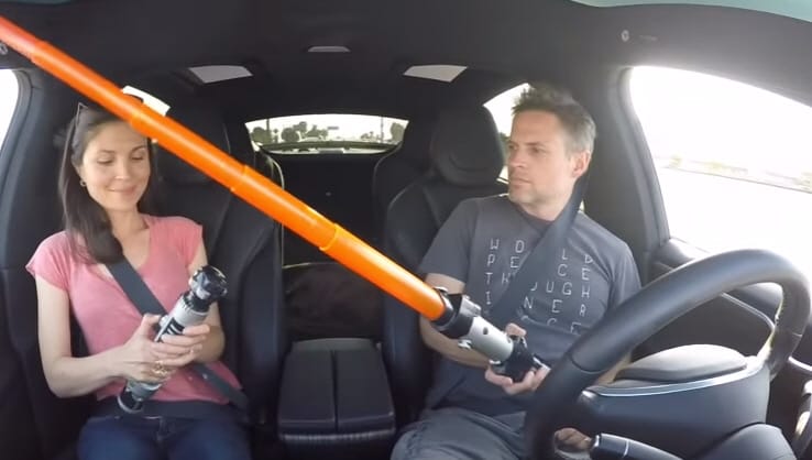Ez eddig talán a legjobb Tesla önvezetős videó