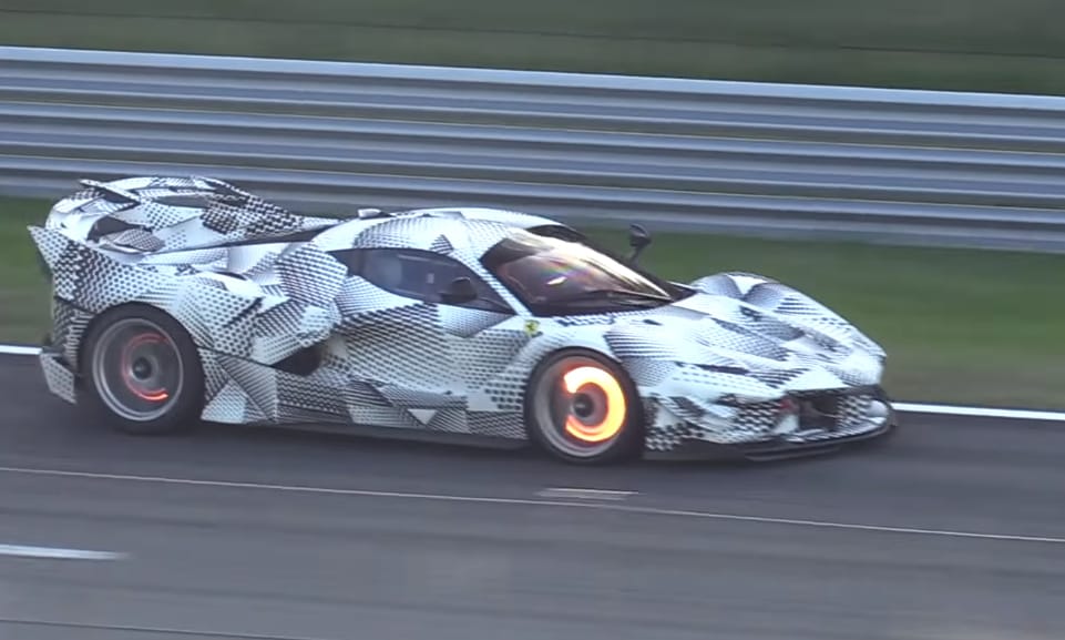Videón a Ferrari 1200 lóerős új szörnyetege