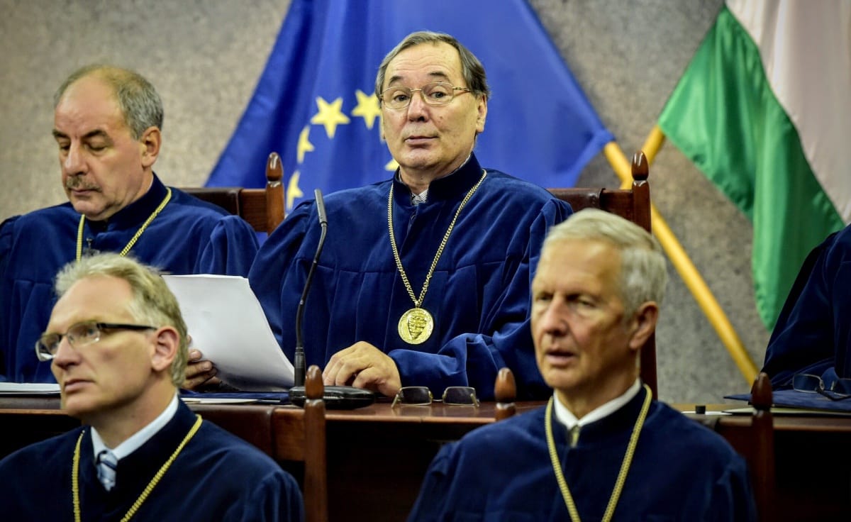 Pokol Béla IQ-ja: a volt alkotmánybíró szerint okosak vagyunk, még ha a cigányok rontják is a magyar átlagot