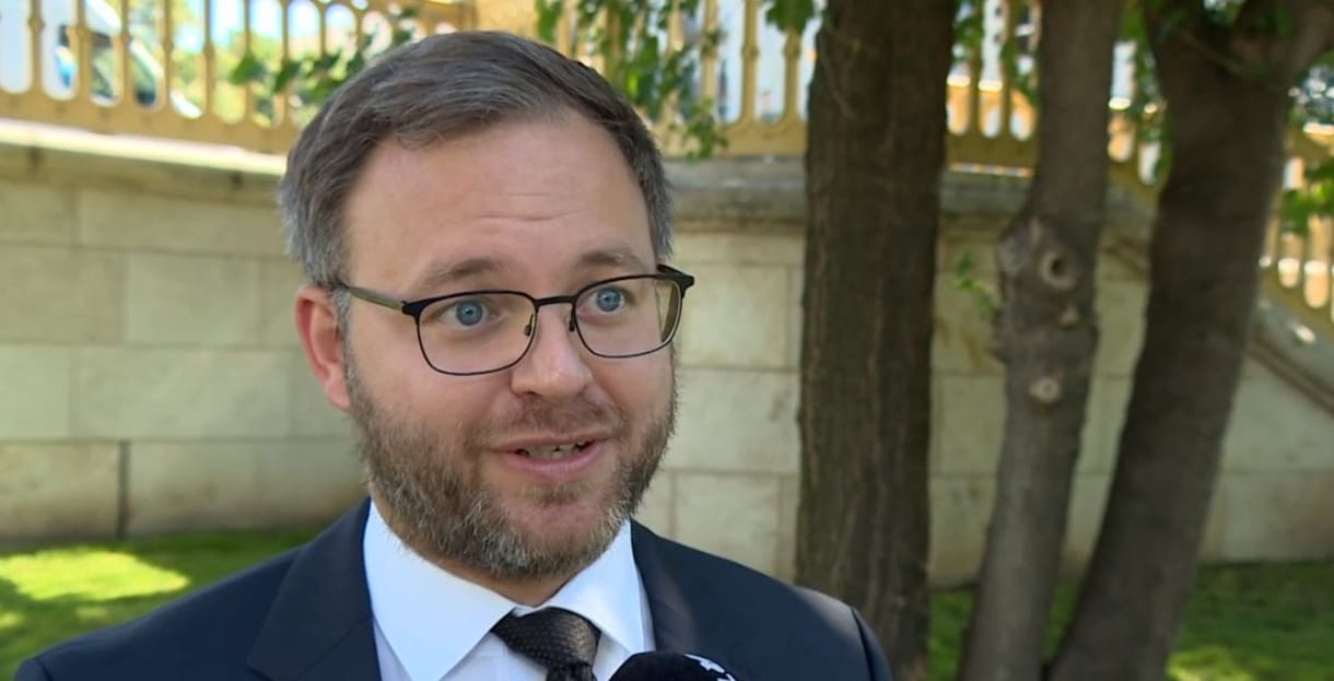 Orbán Balázs: A Jóbarátok marad