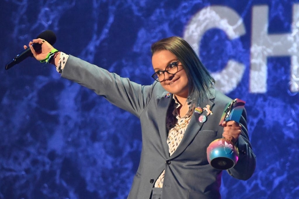 Gratulálunk, Viktória! – üzente az amerikai nagykövetség az MTV EMA-n kitüntetett magyar aktivistának