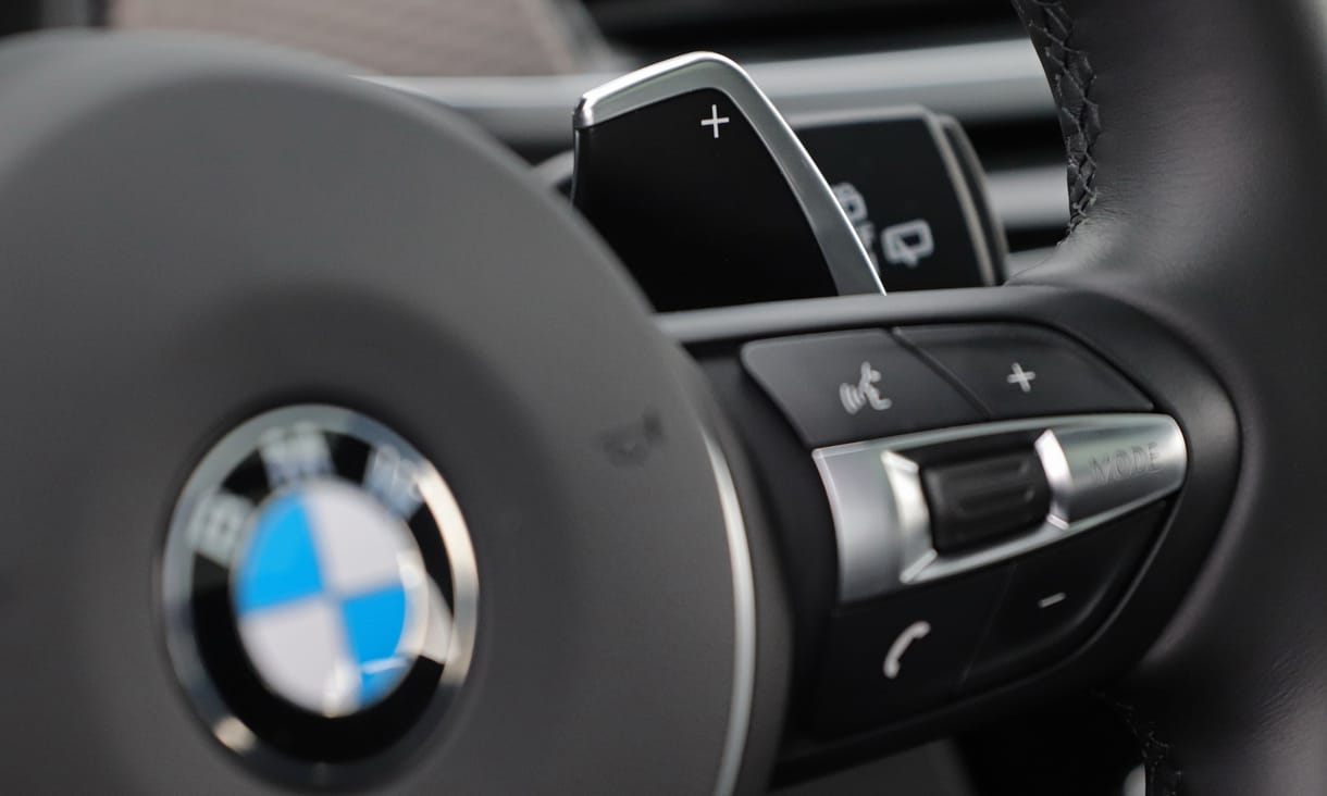 Leállítja két legfontosabb gyárát a BMW a Brexit után