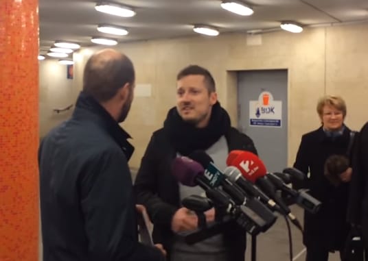 Lerohanta a Momentum a KDNP sorosozós sajtótájékoztatóját – videó