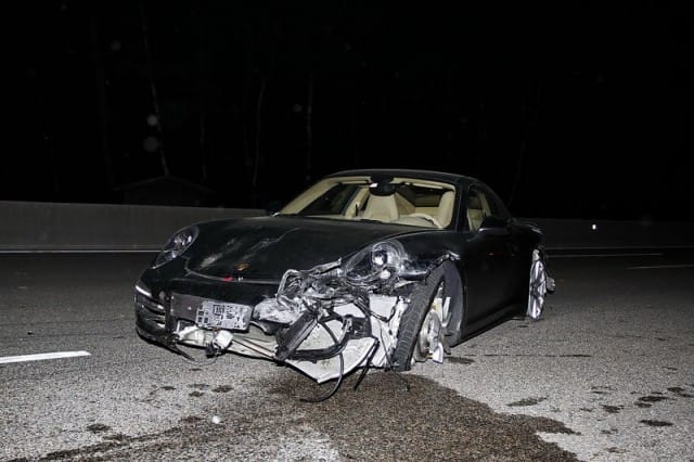Részeg sofőr vágott taccsra egy 911-es Porschét - fotók