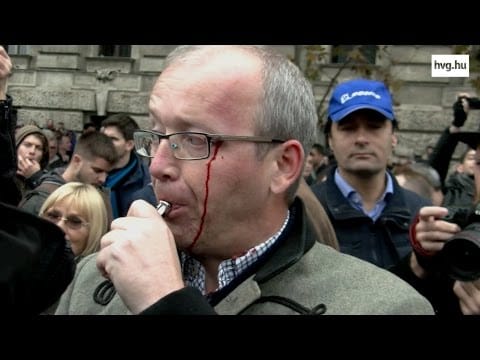 Videó: Ilyen zaklatott volt 2017 előszobája