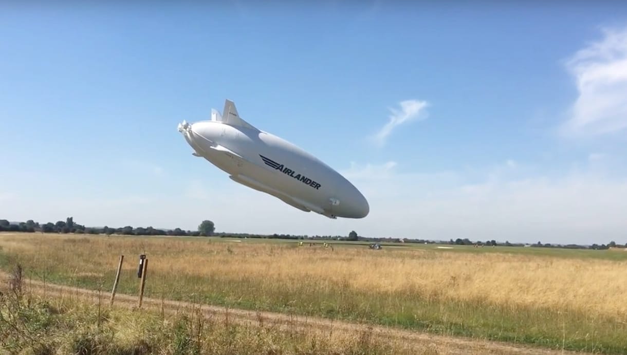 Léghajóbaleset: a földhöz csapódott leszállás közben az 92 méteres Airlander fülkéje – videó