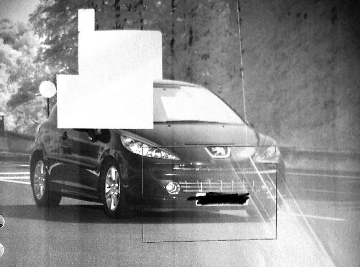 Objektív felelősséggel kérte meg a barátnője kezét egy kreatív autós
