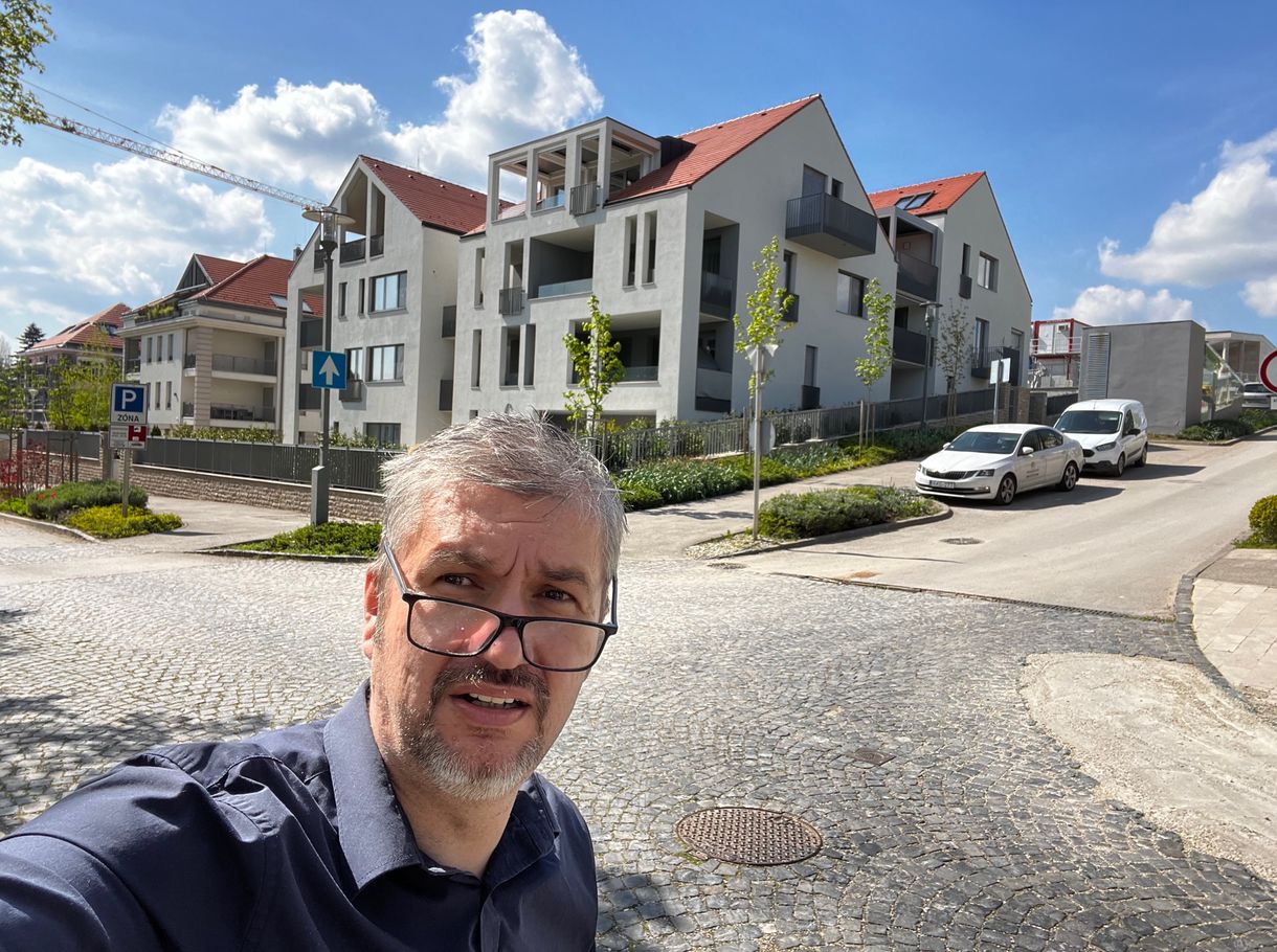 A lombkoronasétánynál is nagyobb mutyiról írt Hadházy Ákos, az érintett cáfol