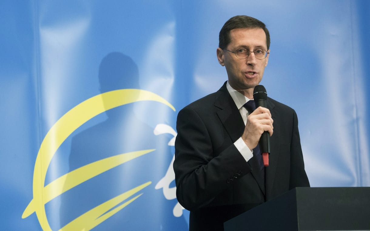 Varga: már ciki lett volna a hitelminősítőknek, ha nem minősítik fel Magyarországot