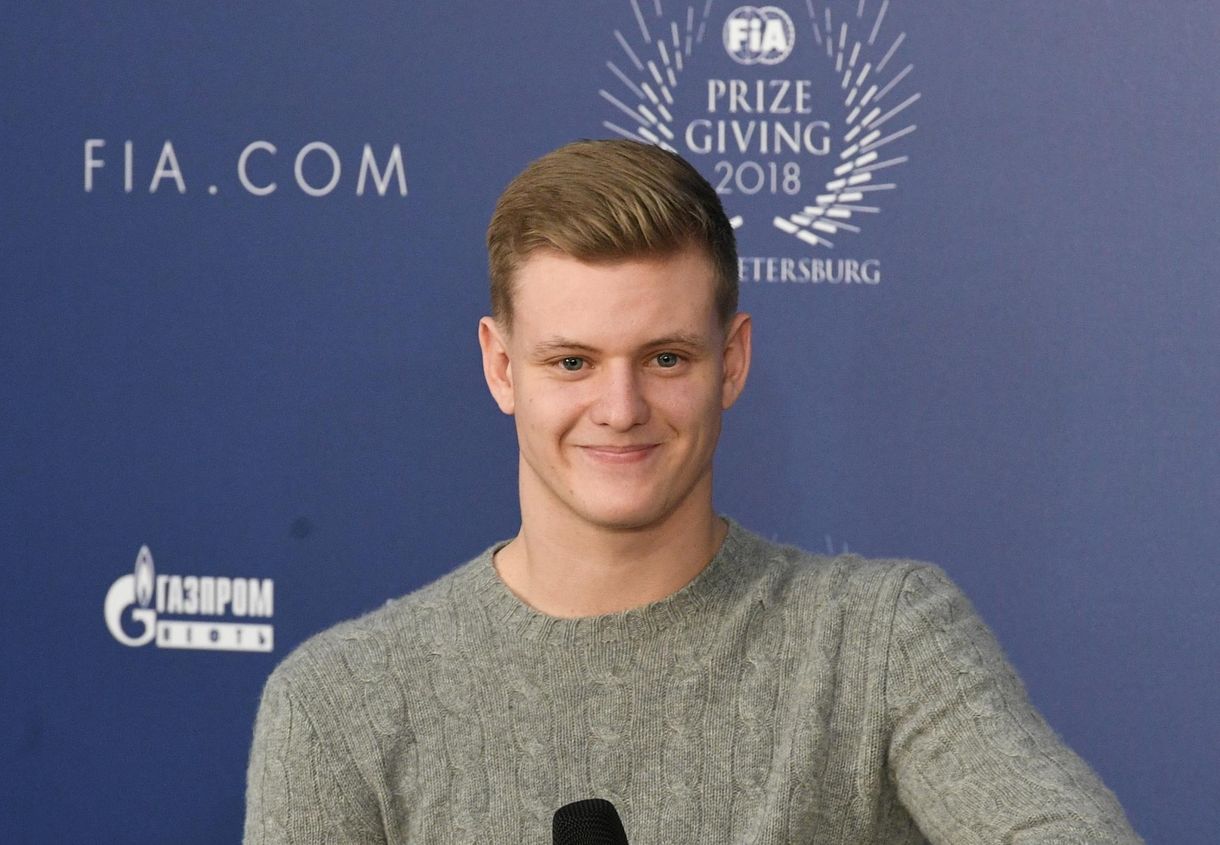 F1-es autót tesztelhet Mick Schumacher