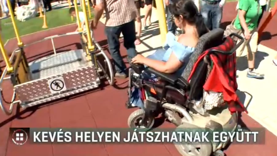 Még mindig alig akad olyan játszótér, ahol együtt játszhatnak az ép és sérült gyerekek