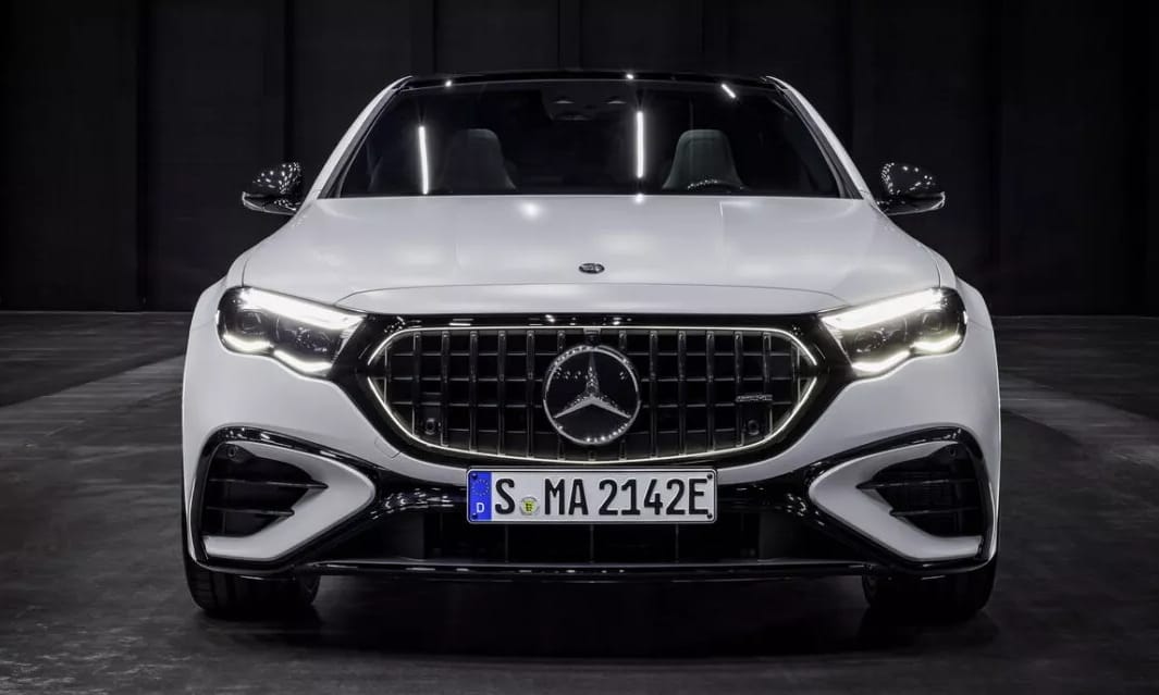 A legerősebb Mercedes E-osztály: Magyarországon a 612 lovas új AMG E53