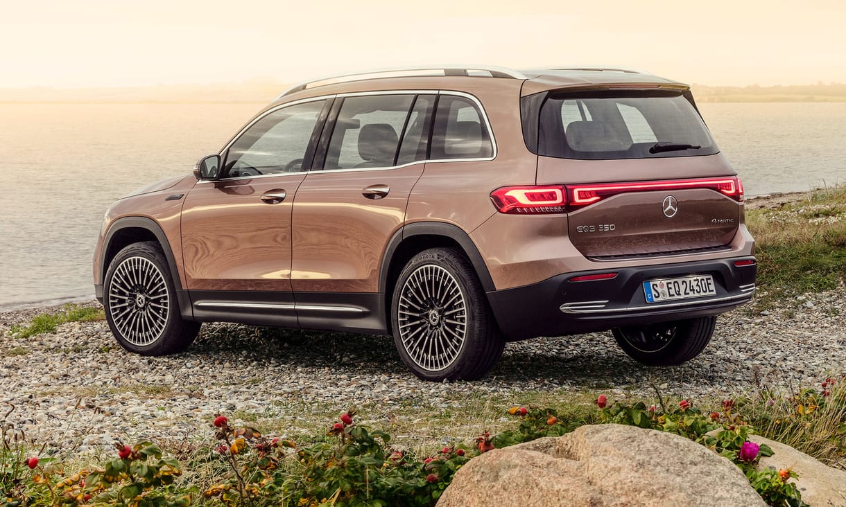 Már elektromos autót is gyártunk, megérkezett a Mercedes EQB