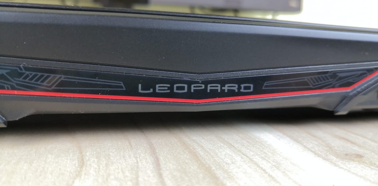 Mit teljesít egy játékosoknak szánt, erős laptop, ha nem játszunk vele?