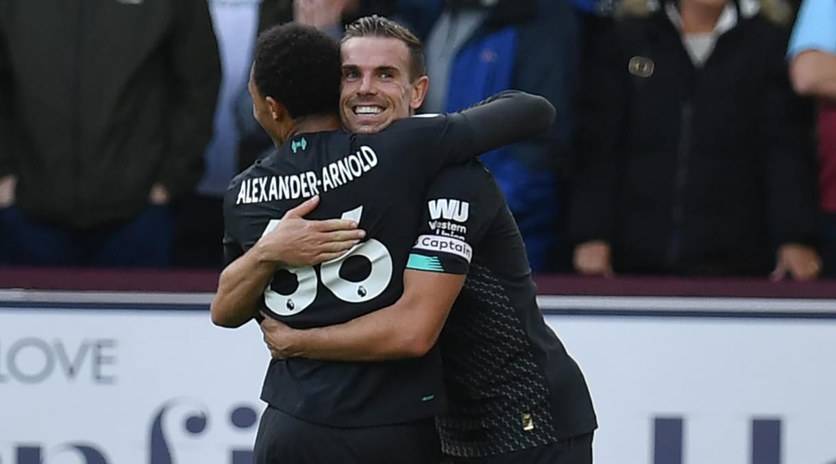 Klubrekordot döntött a Liverpool, botlott a Chelsea és a ManU