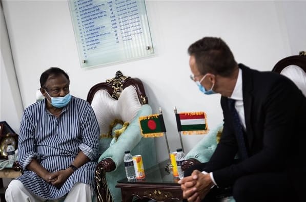 Szijjártó: Új világgazdasági rend jön létre, magyar-bangladesi együttműködés kell