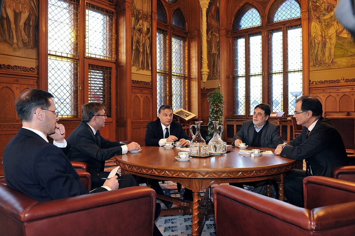 Simor előbb távozott, Orbán szerint a tárgyalás rendben zárult