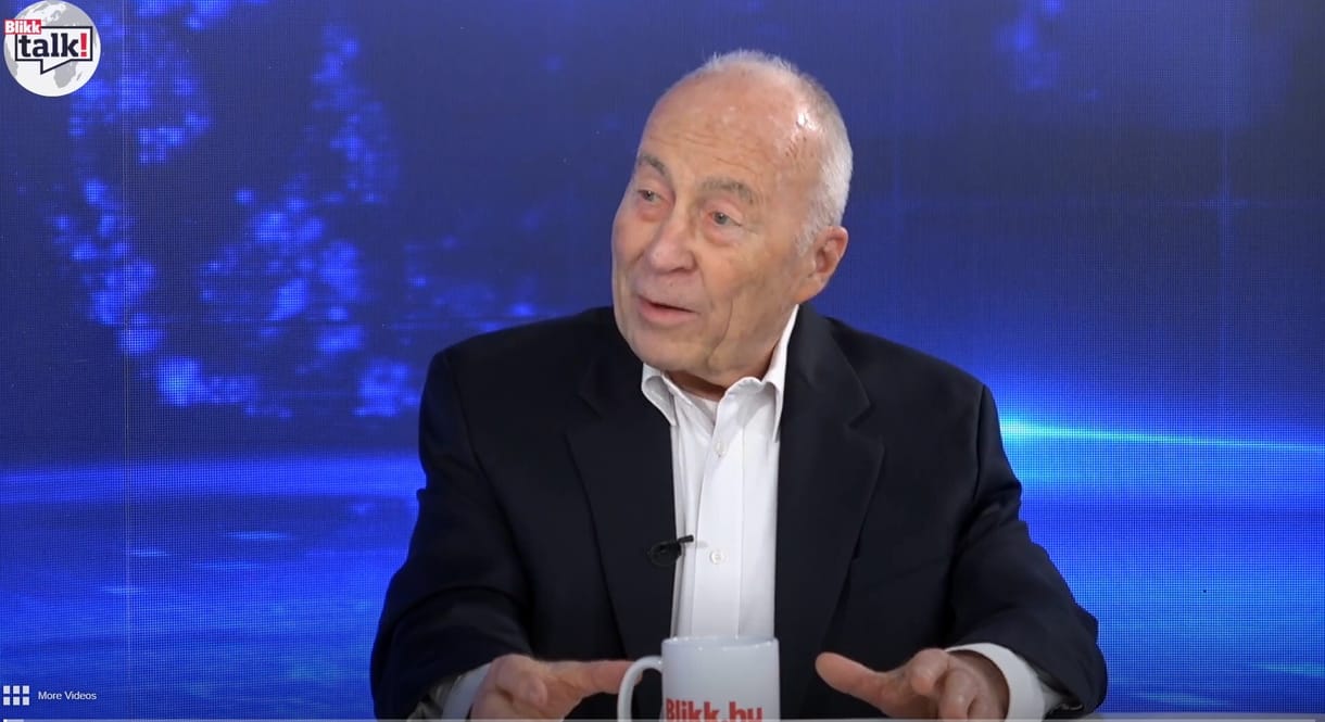 Juhász Előd elárulta, hogyan szervezte be a Belügyminisztérium, hogy az Egyesült Államokról jelentsen